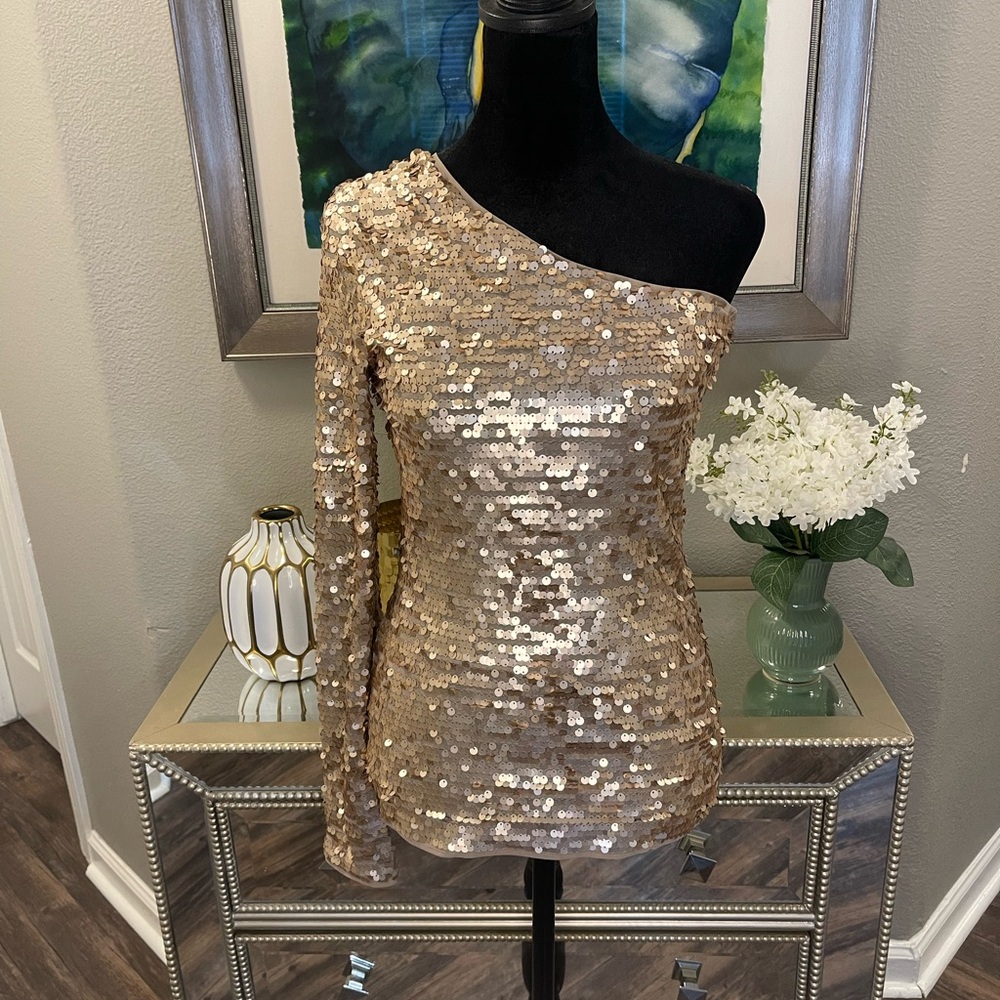 BCBG MAXAZRIA Gold Sequin One-Shoulder Top